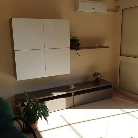 Mazzaforno House *